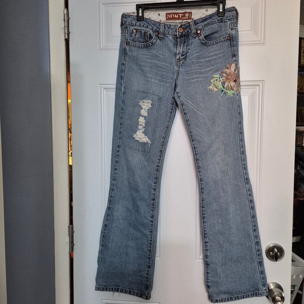 Vintage HINT jeans. Distressed, embroidered ,loved. size 5. Boho.
